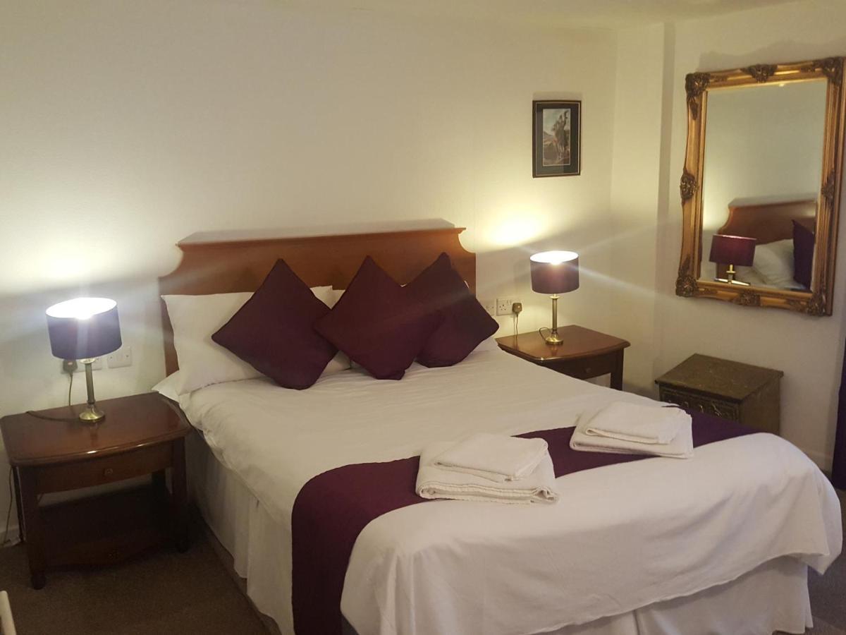 The Spread Eagle Hotel Джедбърг Екстериор снимка