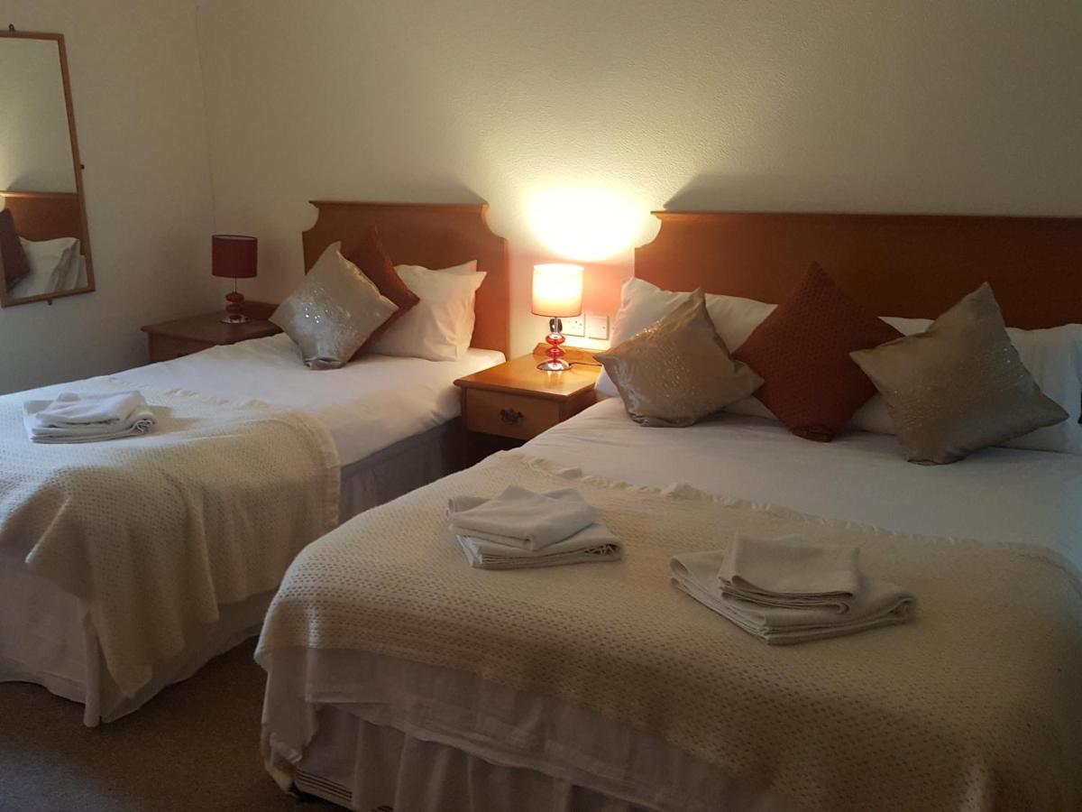 The Spread Eagle Hotel Джедбърг Екстериор снимка