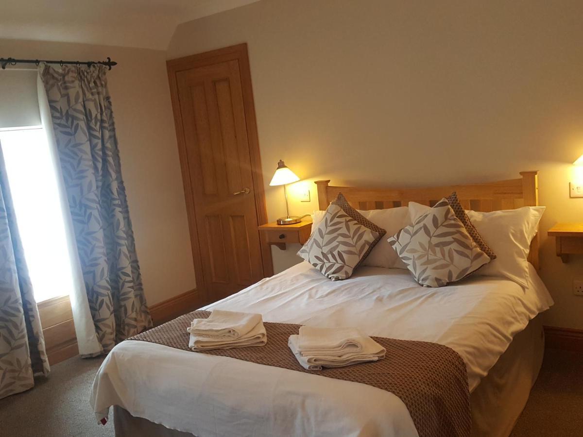 The Spread Eagle Hotel Джедбърг Екстериор снимка